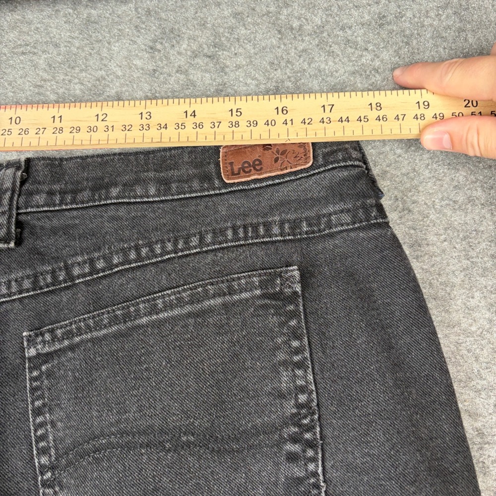 Lee Relaxed Straight Leg Jeans Women 16 Medium Black Denim High Rise Y2K Outdoor - Picture 10 of 14